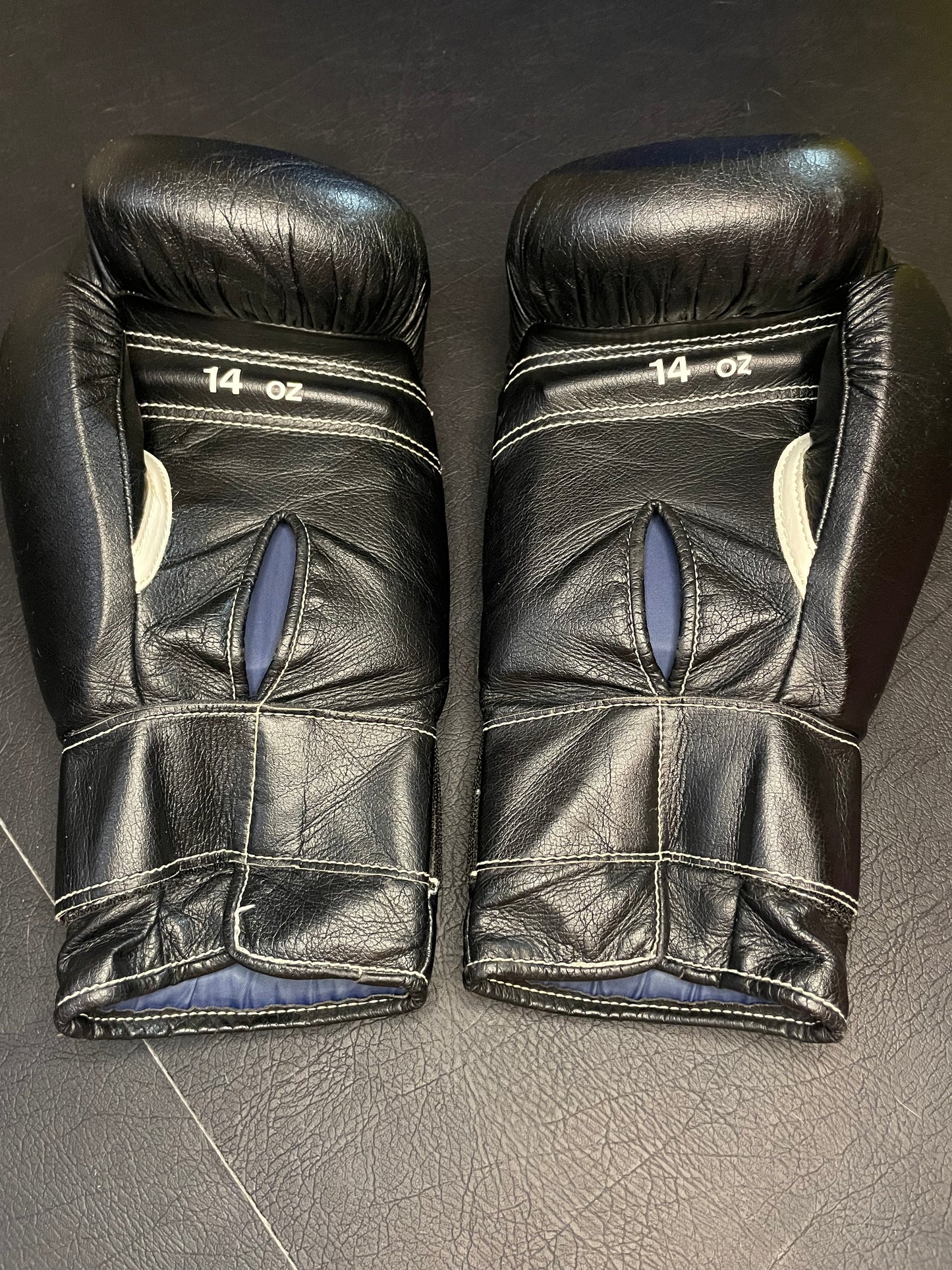 Winning JABF-14拳套(黑色)8成新絕版品