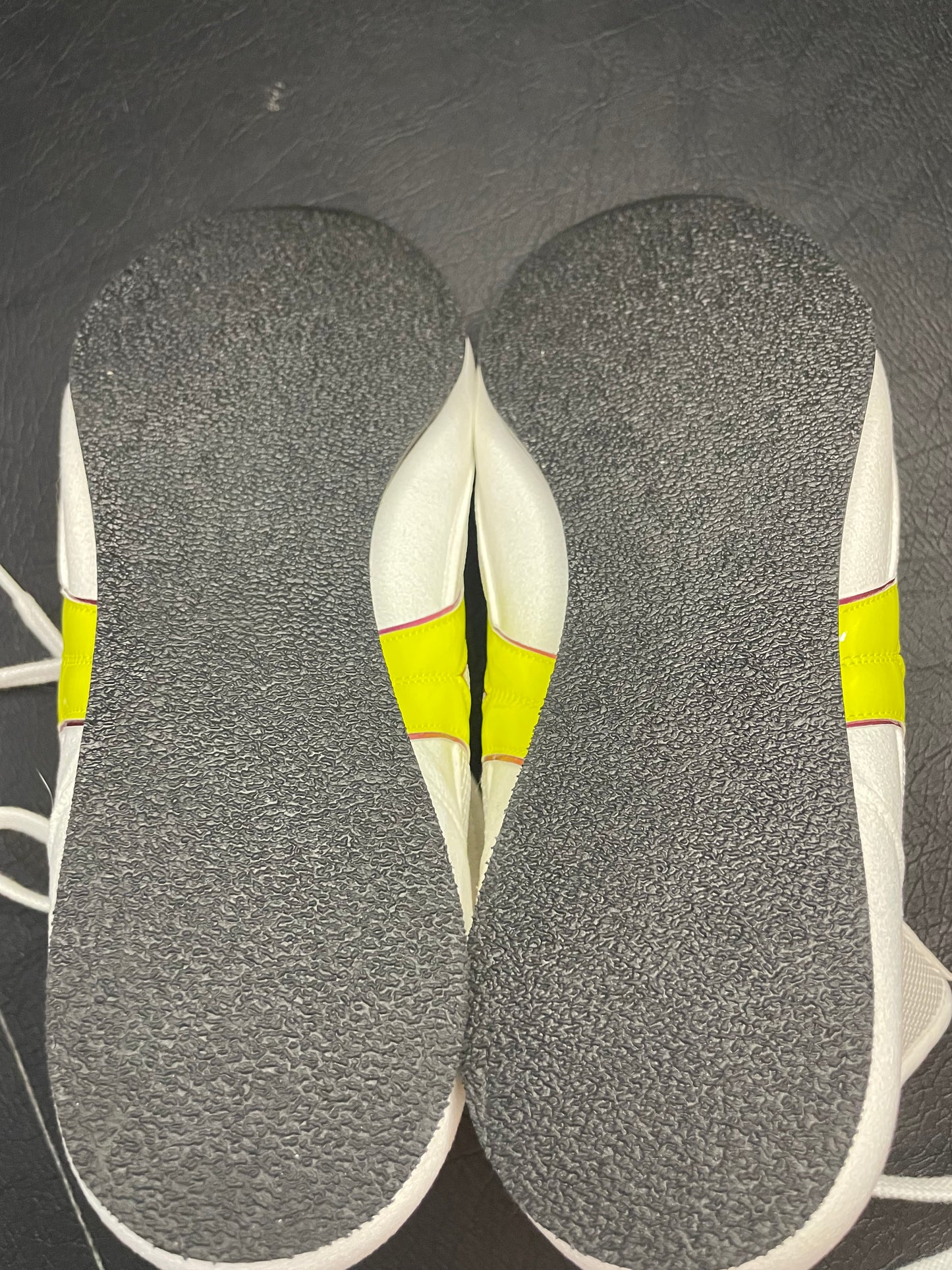 Mizuno反折拳擊鞋(白黃配色)