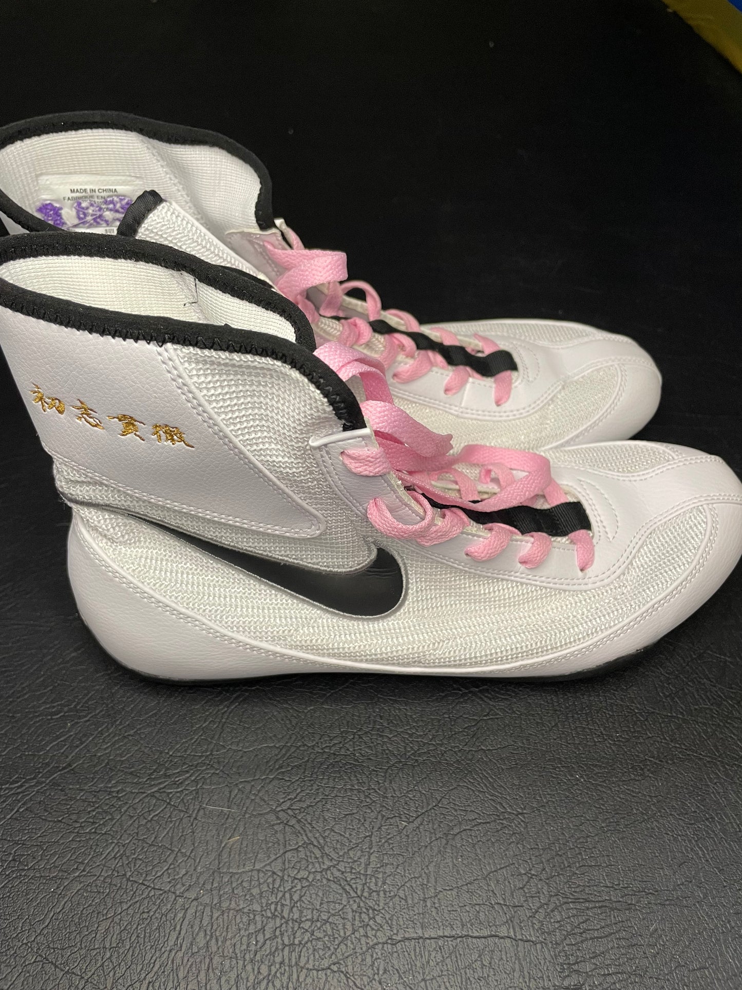 Nike Machomai白黑配色（加上繡字）