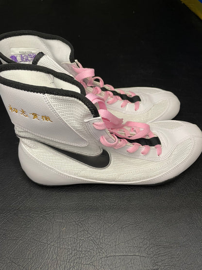 Nike Machomai白黑配色（加上繡字）