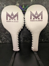 Mada-R Boxing雙色真皮拍靶