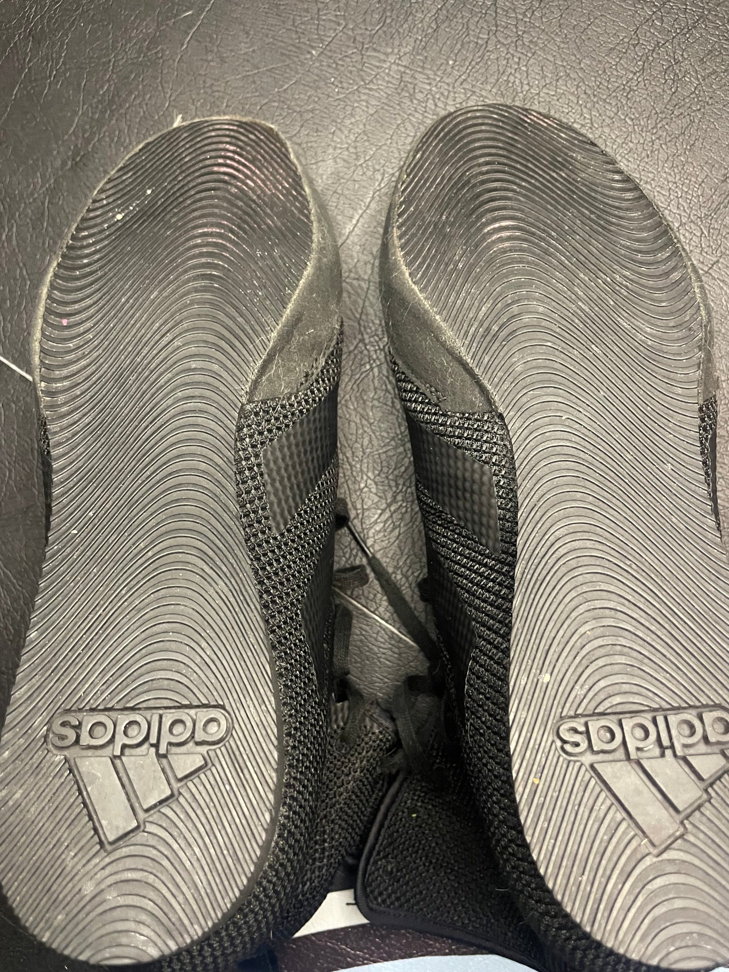 Adidas Hog3拳擊鞋(全黑）8-9成新