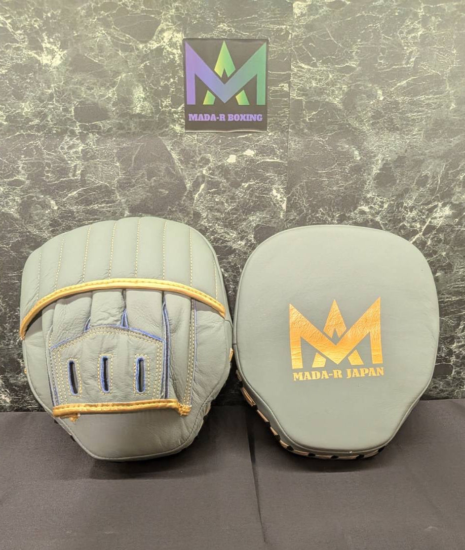 MADA-R Power Punch Mitt Model 1
重拳手靶