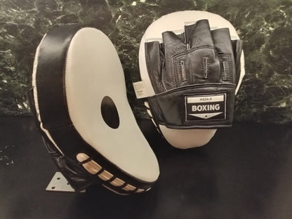 MADA-R標準款手靶(黑色 × 白色)