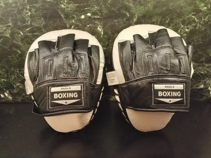 MADA-R標準款手靶(黑色 × 白色)